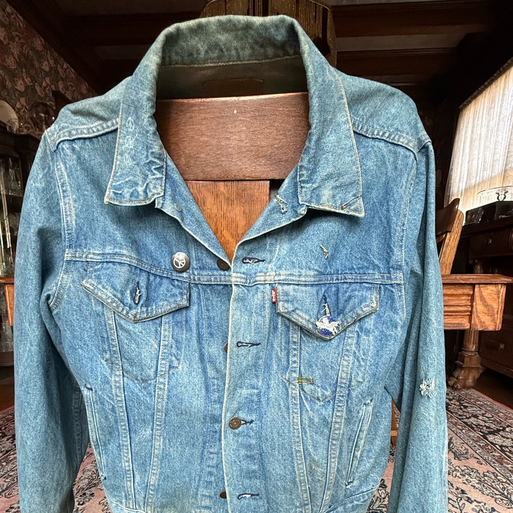 Vintage Levi’s denim jacket